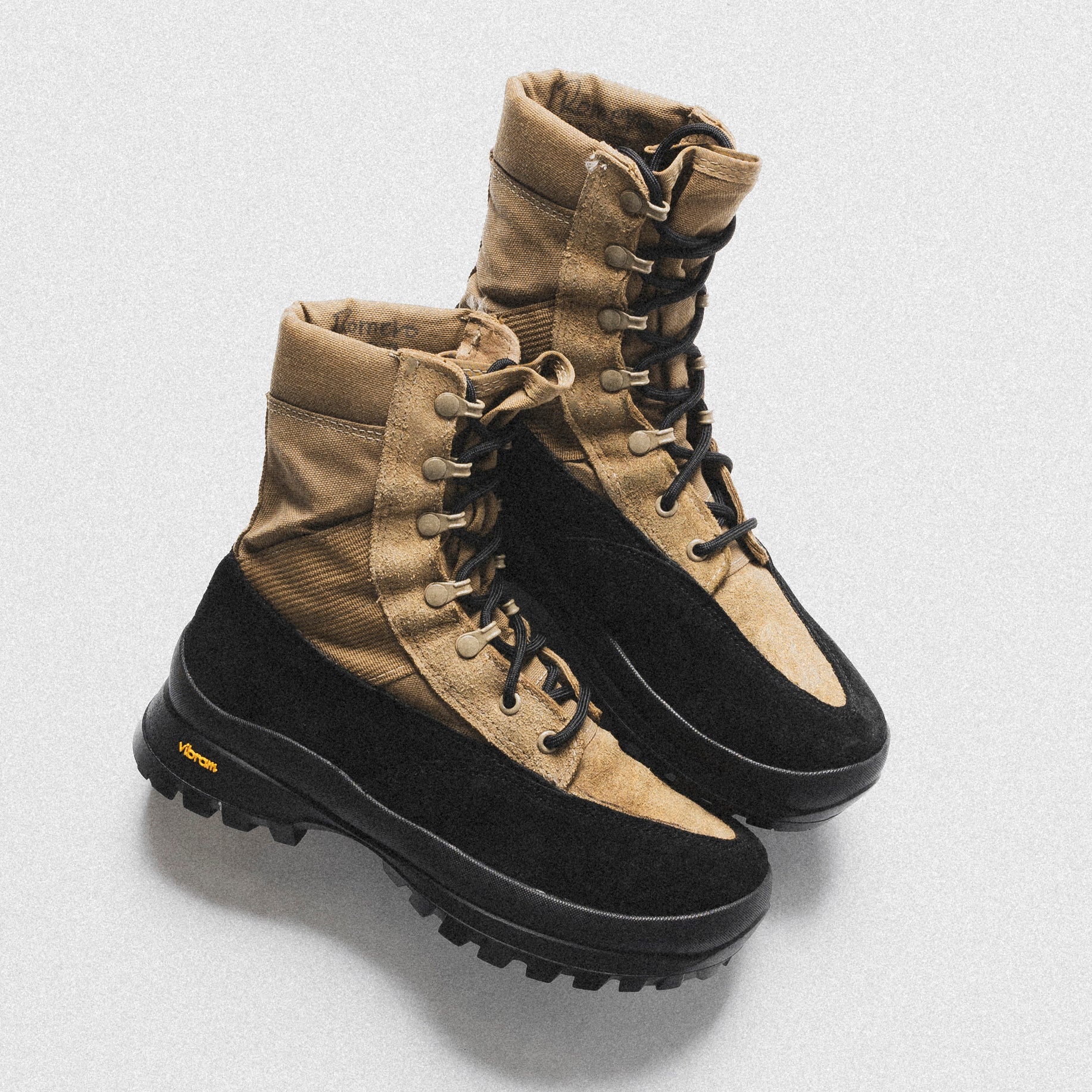 RND: MILITARY COMBAT BOOT